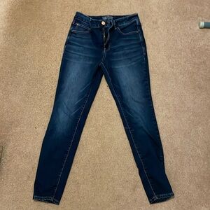 Maurice’s jeans. Everflex high rise size 8